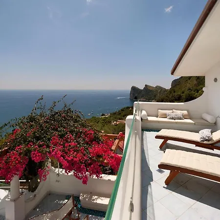 Villa - Ariadne